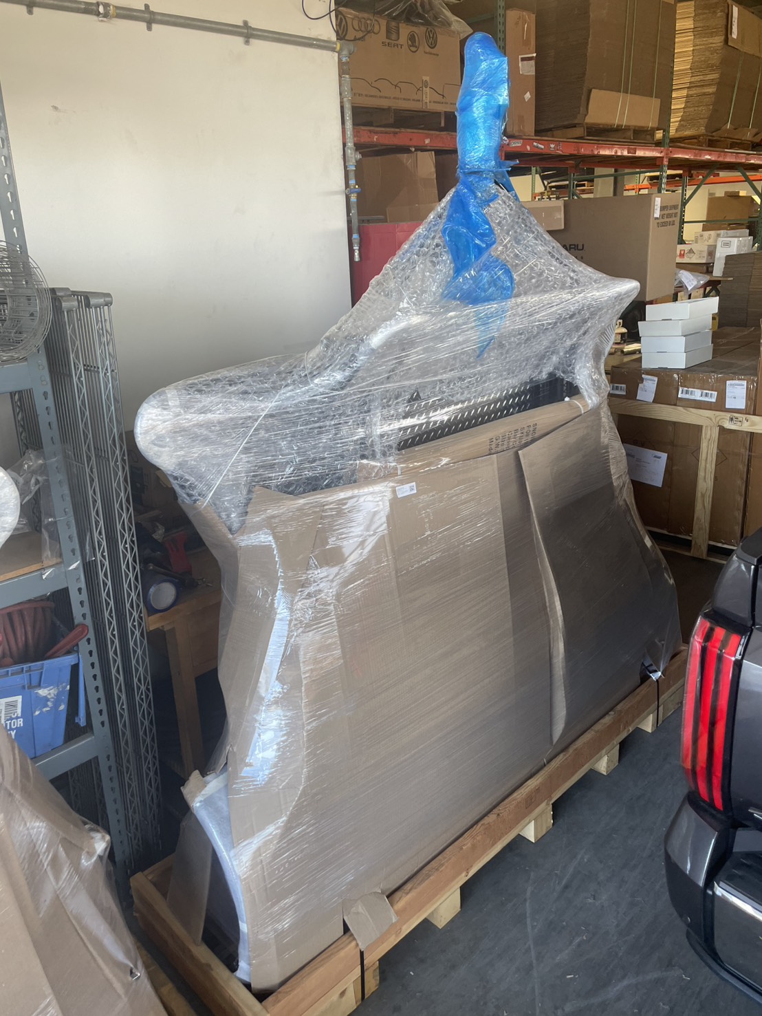 Dual-Rail Ride-Up SRL Folding Stand-Up™ Motorcycle Trailer - Image 2